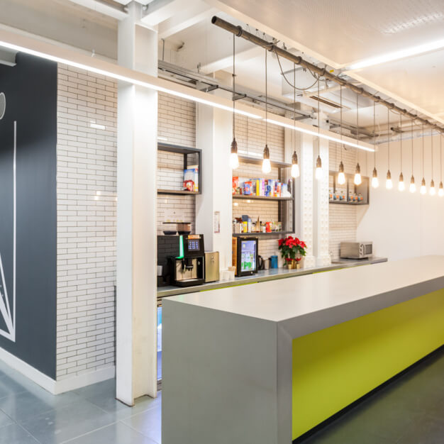 Use the Kitchen at Finsbury Square, Huckletree in Moorgate