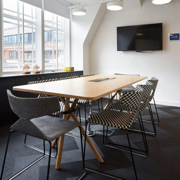 Meeting room - Eastcastle Street, FORA in Noho
