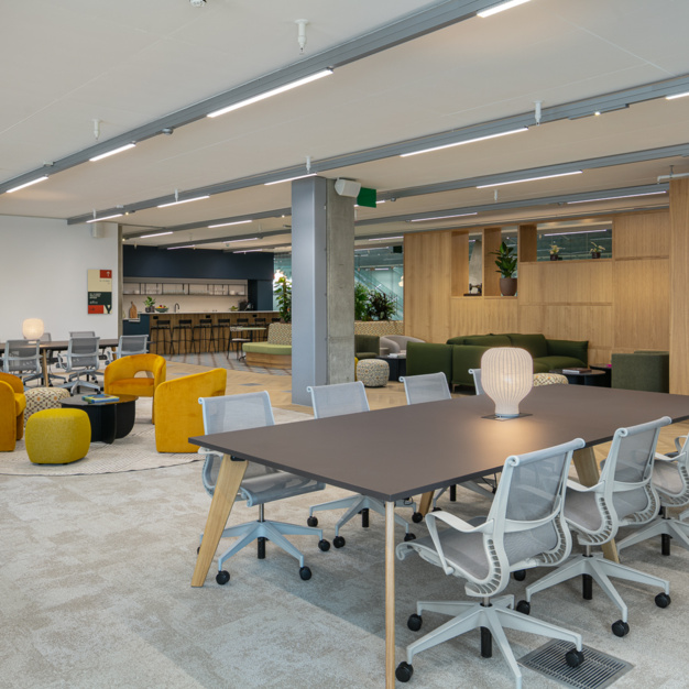 Enjoy the communal space in Evesham Street, Spacemade in Notting Hill