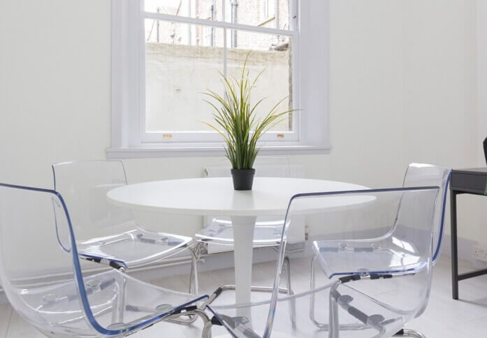 The Breakout area - Campden Hill Road, Vitaxo (Notting Hill)