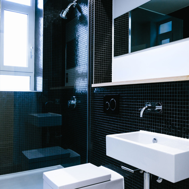 Bathroom facility in Old Street, Business Cube (London)