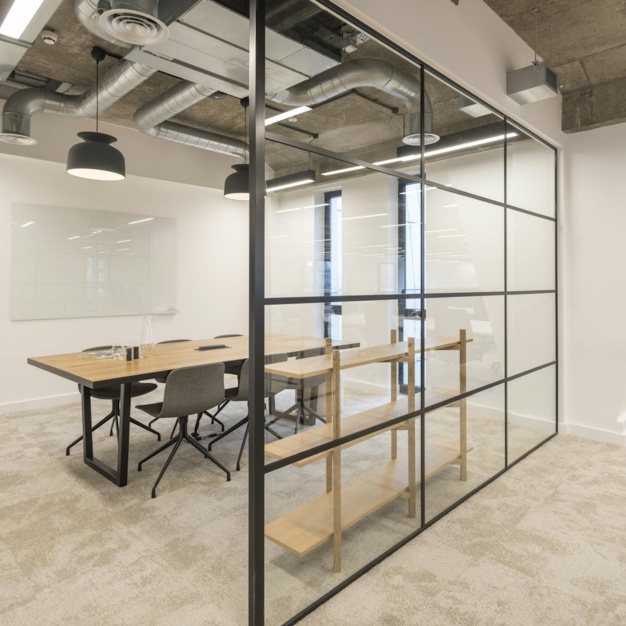 Dedicated boardroom at Old Street, Kontor (London)