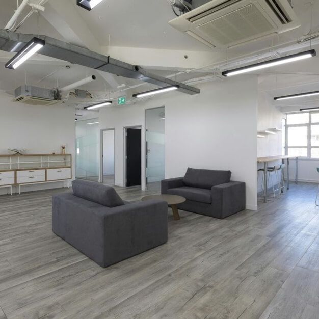 Dedicated breakout space for clients - Old Street, London, Kontor in Old Street