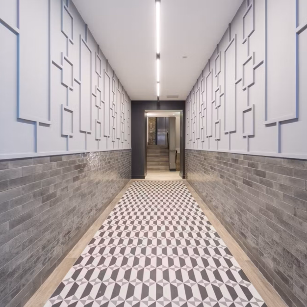 Hall/access at City Road London, Kontor (Old Street)