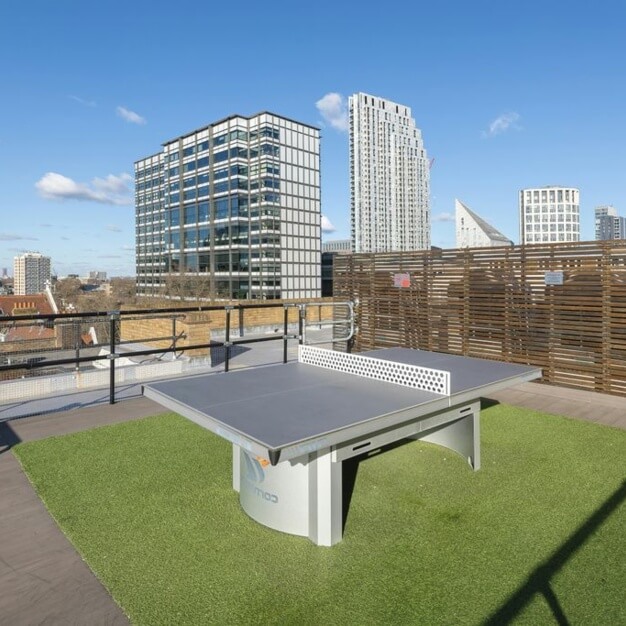 Roof terrace at Old Street, London, Kontor