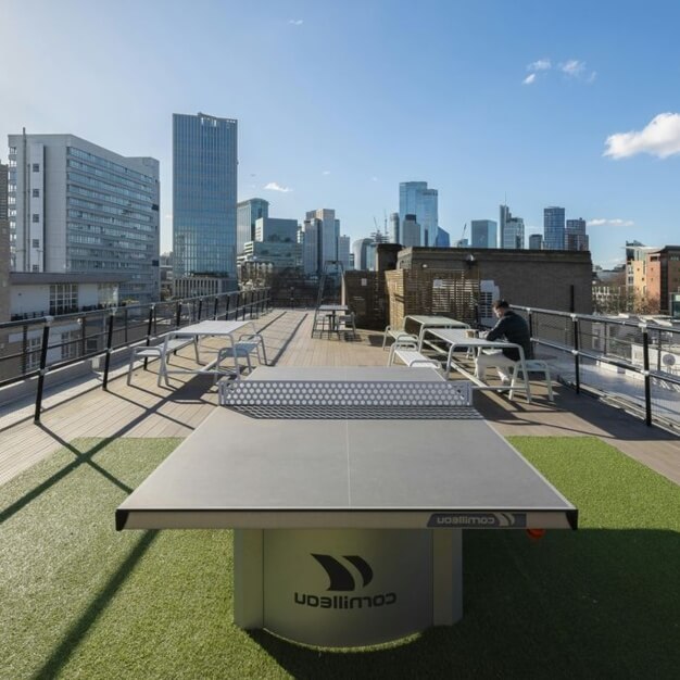 The roof terrace at Old Street, London, Kontor in Old Street