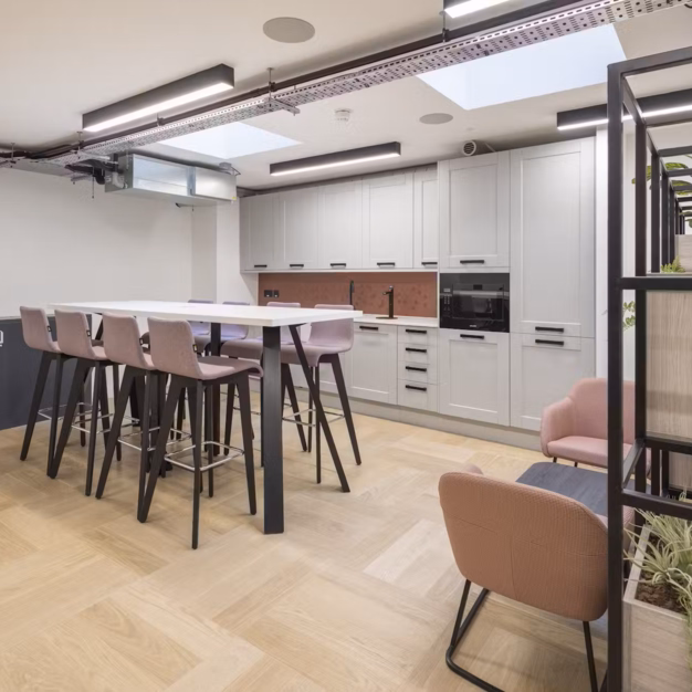 Use the dedicated kitchen at City Road London, Kontor in Old Street