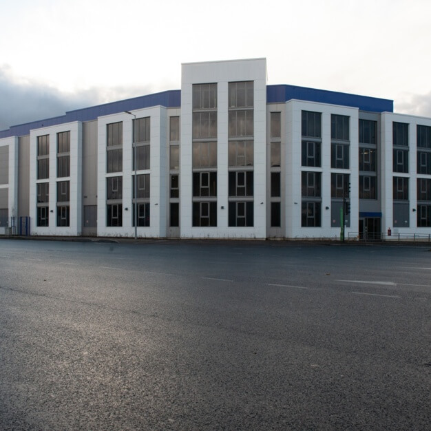 The building - Great West Road, Access Storage, Osterley