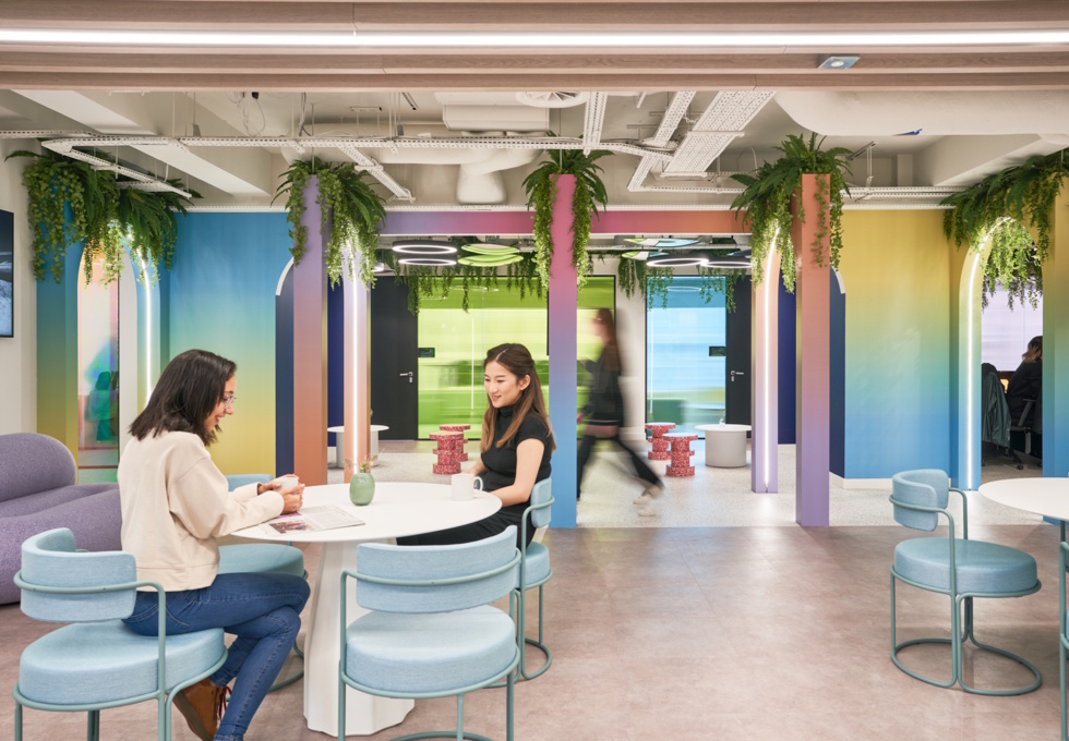 Breakout area at Oxford Street, Huckletree in Oxford Street