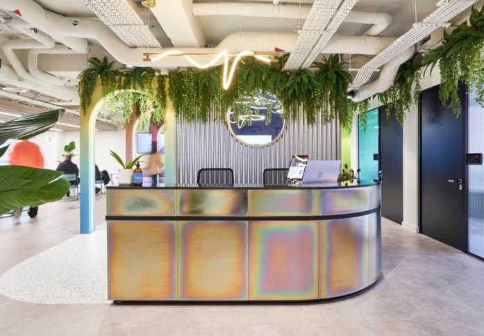 Reception at Oxford Street, Huckletree in Oxford Street