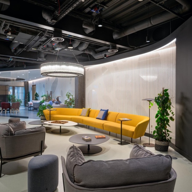 Breakout area at Kingdom Street, The British Land Company PLC in Paddington