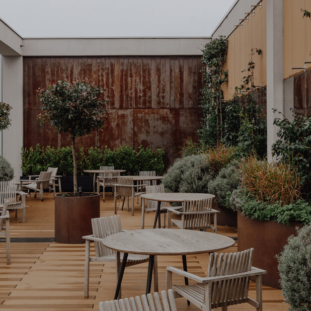 Use the roof terrace at Eastbourne Terrace, FORA (Paddington)