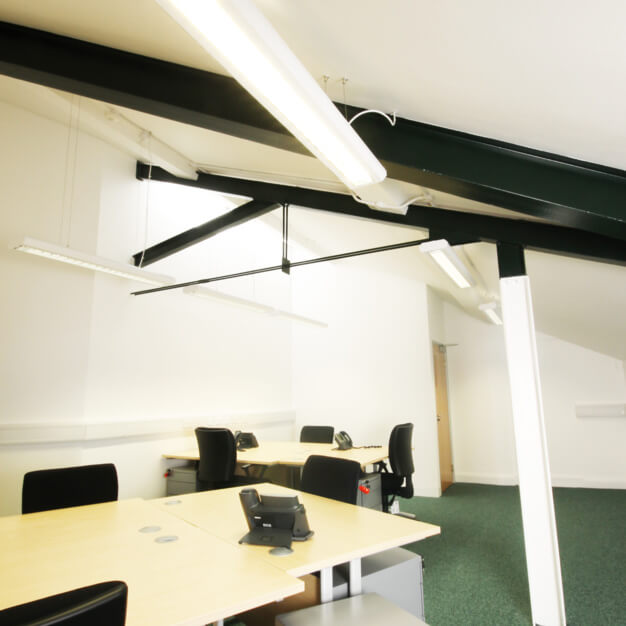 Private workspace, Manfred Road, Lenta in Putney
