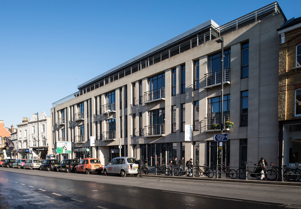 Building external for Kew Road, Regus, Richmond
