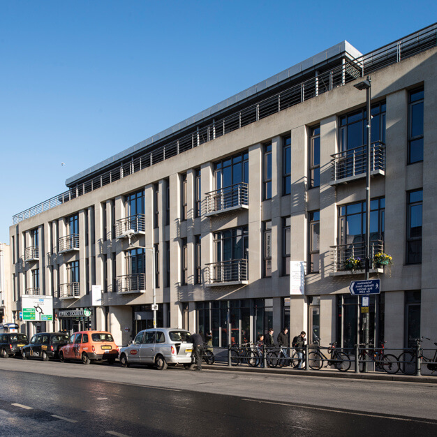 Building external for Kew Road, Regus, Richmond