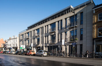 Building external for Kew Road, Regus, Richmond
