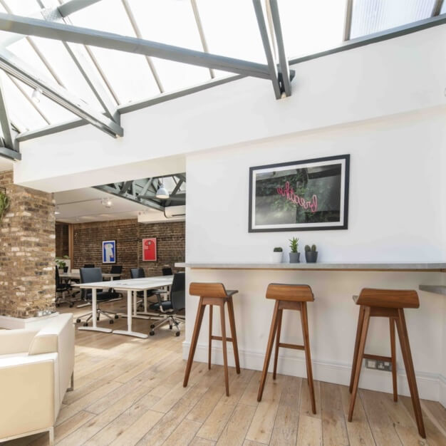 Breakout space for clients - Shoreditch High Street, Canvas Offices in London