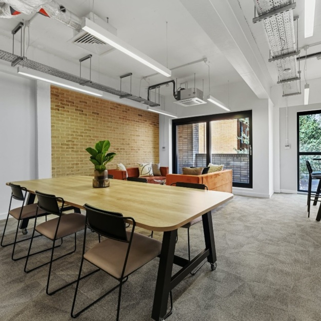 Breakout space in Old Nichol Street, Dotted Desks Ltd (Shoreditch)