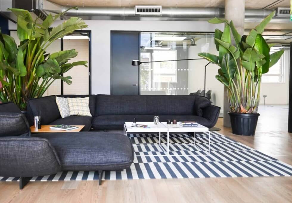 Client Breakout space - Bevenden Street, Dotted Desks Ltd in Shoreditch