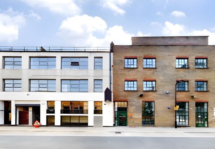 The building at New Inn Yard, Hermit Offices Limited (Frameworks) in Shoreditch