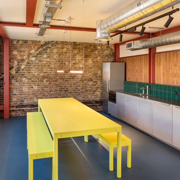 The kitchen at New Inn Yard, Hermit Offices Limited (Frameworks) in Shoreditch