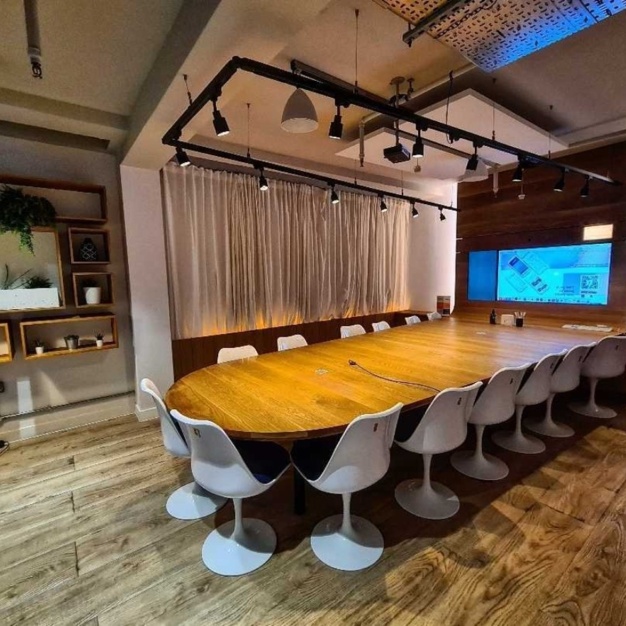 The meeting room at Ingestre Place, Huckletree in Soho