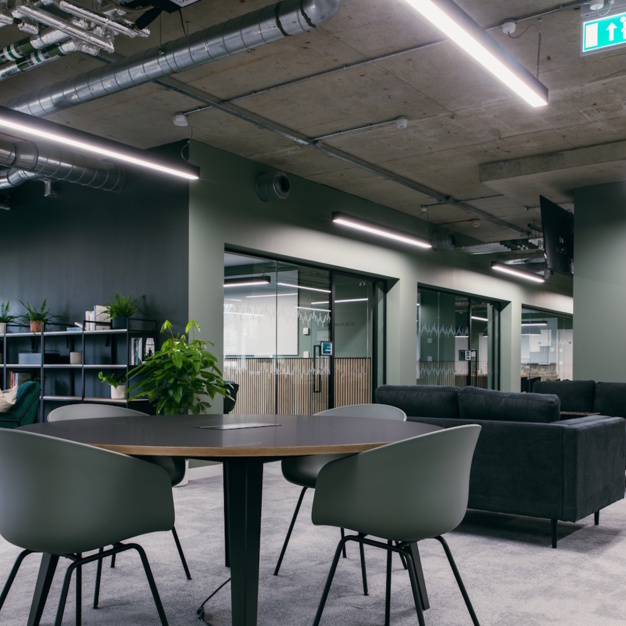 A breakout area at Southwark Bridge Road, Knotel in London