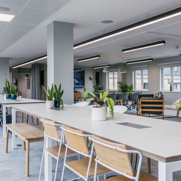 A breakout space - Southwark Bridge Road, Knotel (London)