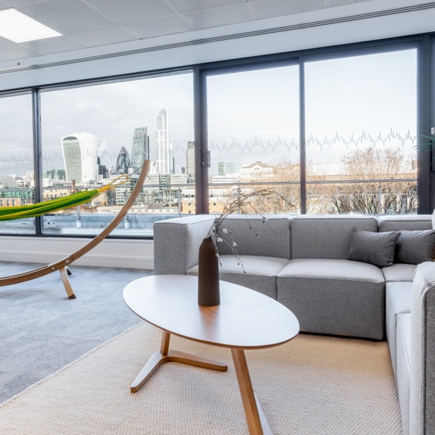 Breakout space for clients - Southwark Bridge Road, Knotel in London