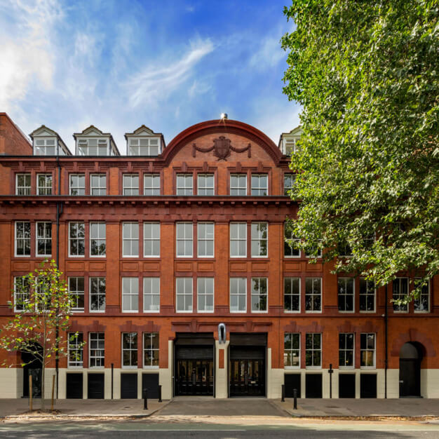 Building pictures of Borough Road in Southwark