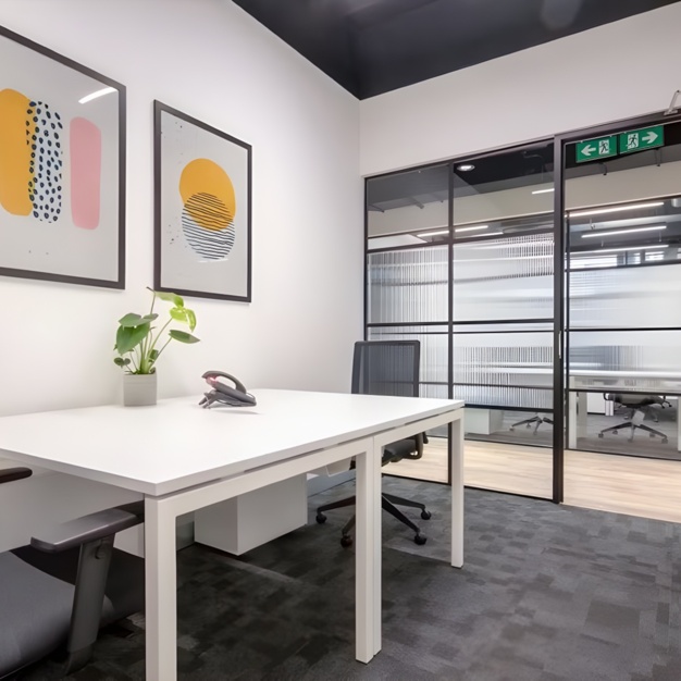 Dedicated workspace in Blackfriars Road, Lenta, Southwark