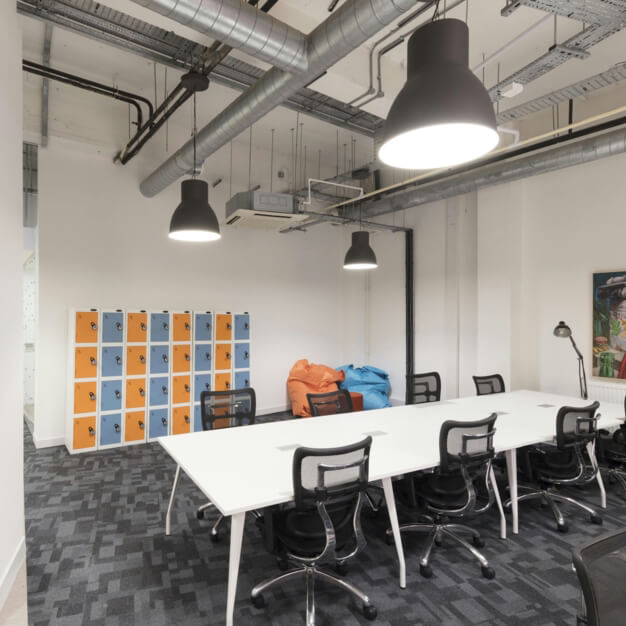 Private workspace in Paris Garden, Halkin Management (Southwark)