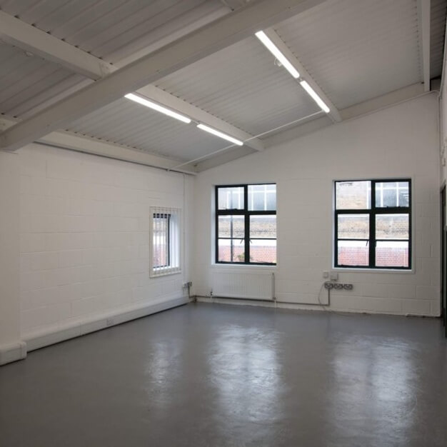 Unfurnished workspace, Glasshill Street, Lenta, Southwark