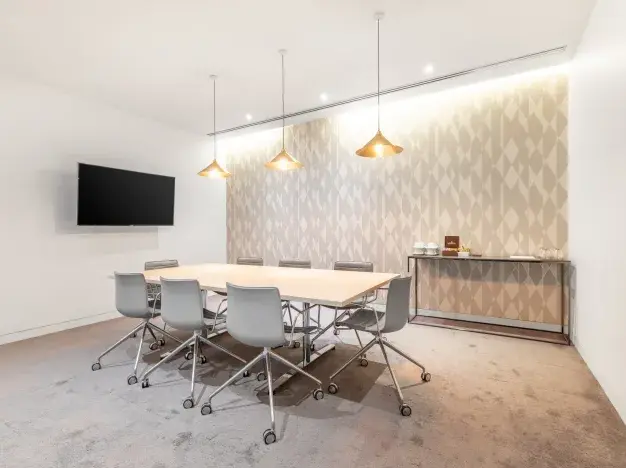 Meeting rooms at St James's Square, London - Regus