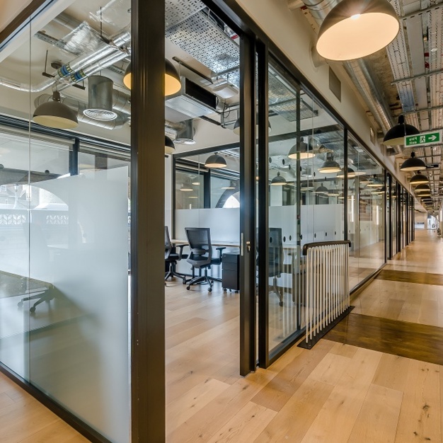 Private workspace in East Smithfield, Ingleby Trice (St Katharine Docks)