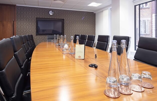 Meeting rooms in Little Britain, The Office Serviced Offices (OSiT), St Paul's