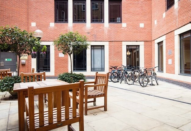 Outdoor space at Little Britain, The Office Serviced Offices (OSiT) (St Paul's)