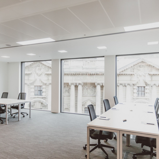 Private workspace in Old Bailey, Orega (St Paul's)