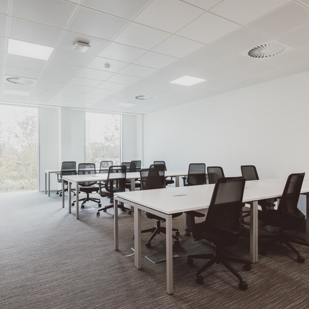 Private workspace, Longwalk, Orega in Stockley Park