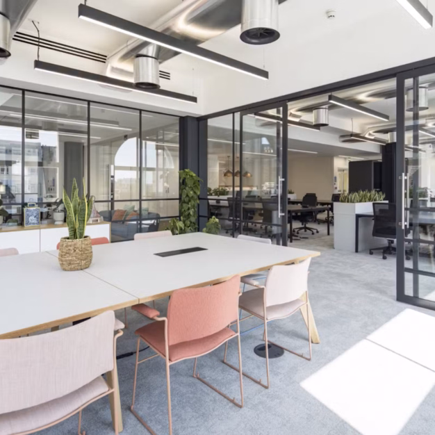 Dedicated workspace in Bedford Street, Situu, Strand