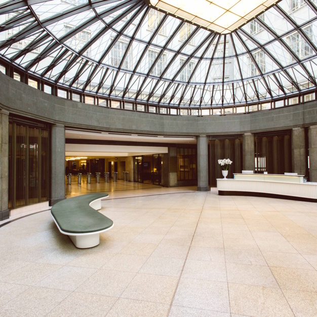 Foyer at Strand, Orega, Strand