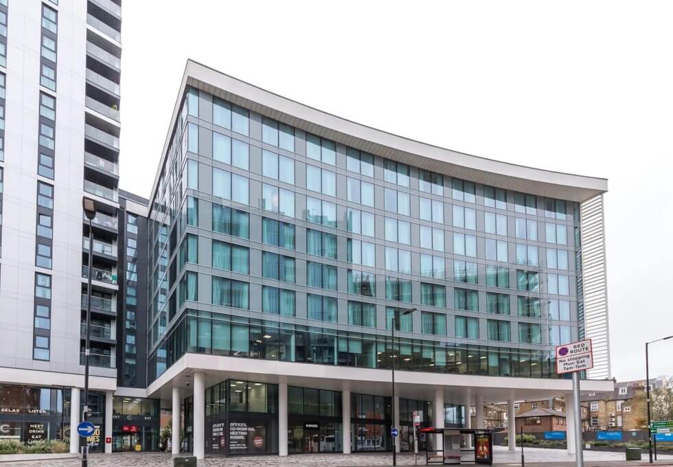 The building at Sutton Plaza, Regus in Sutton