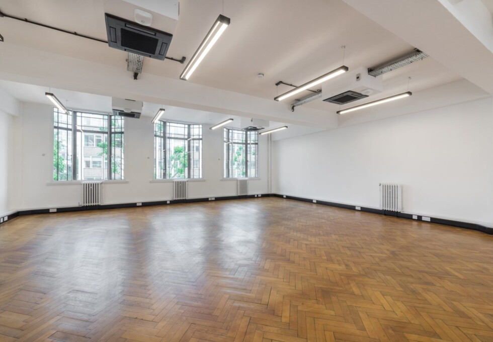 Unfurnished workspace: Tottenham Court Road, Kitt Technology Limited, Tottenham Court Road