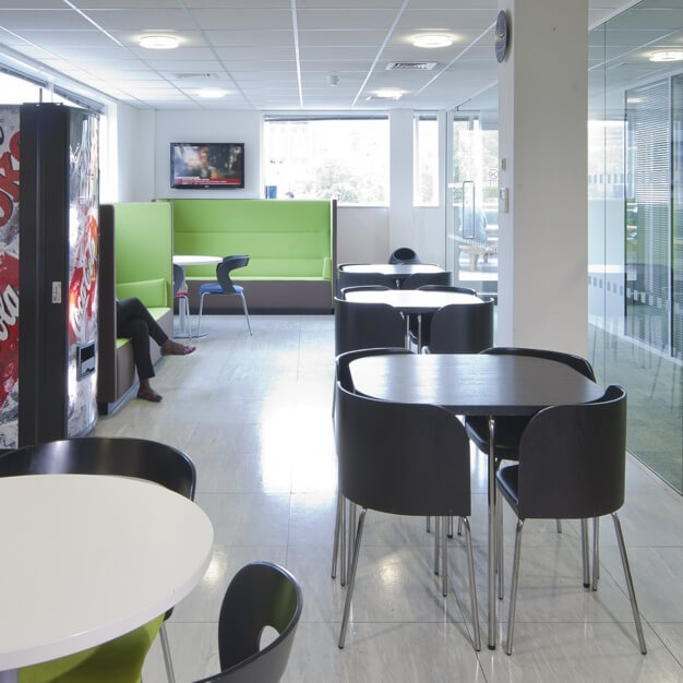 Kitchen area - East Smithfield, Lenta (Tower Hill)