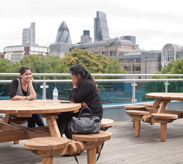 Outdoor space at East Smithfield, Lenta (Tower Hill)