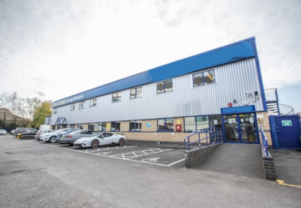 Building pictures of Rugby Road, Access Storage at Twickenham