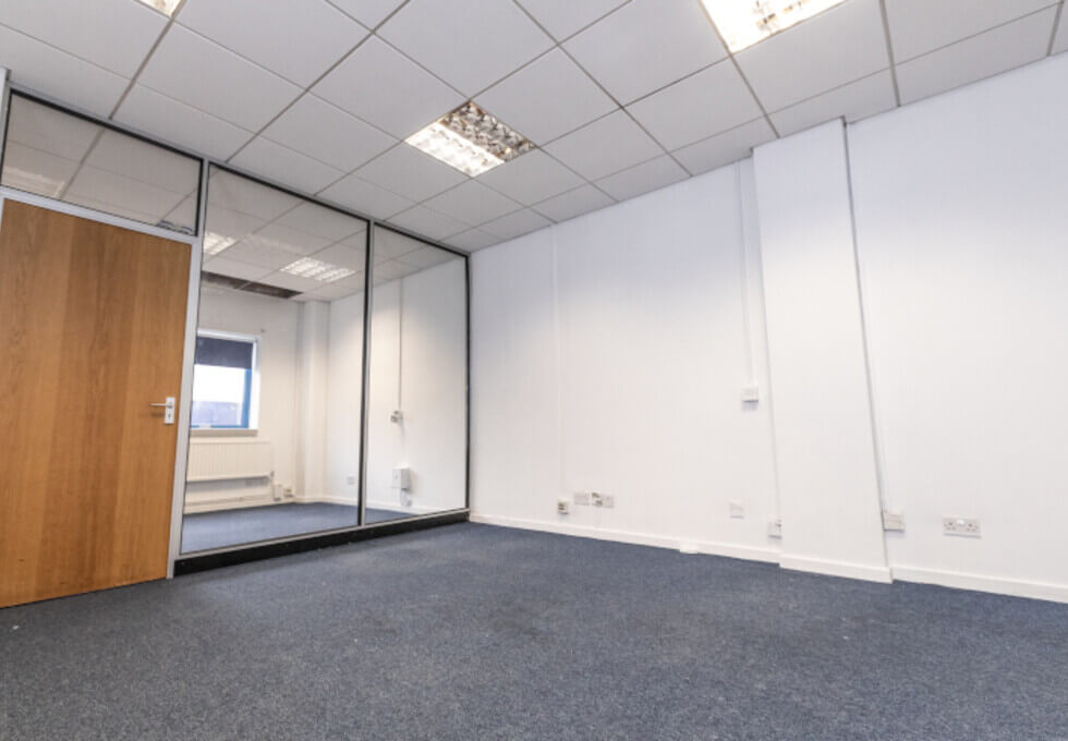 Unfurnished workspace in Rugby Road, Access Storage, Twickenham