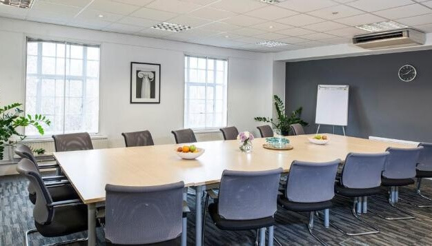 Boardroom at Grosvenor Gardens, Regus in Victoria