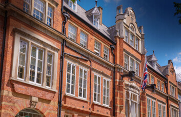 Building pictures of Eccleston Place, The Arterial Group Ltd at Victoria