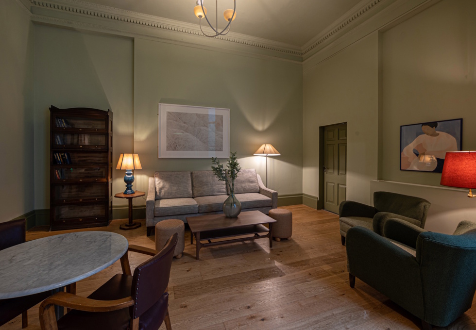 Client breakout space on Grosvenor Gardens Mews, The Arterial Group Ltd in Victoria